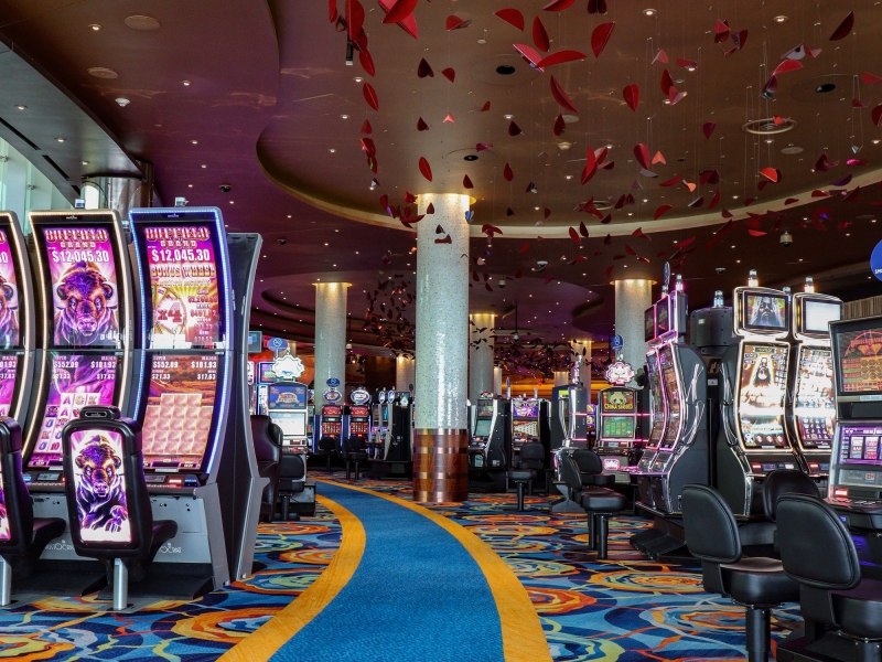 Ocean casino floor pathway