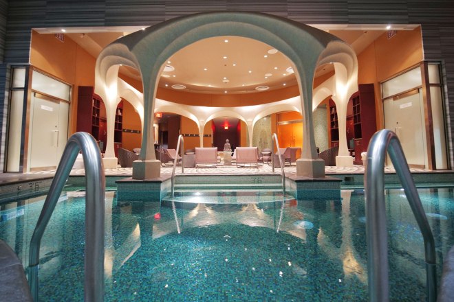Exhale Spa Pool