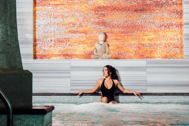 Exhale Spa pool