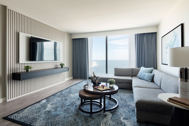 social suite